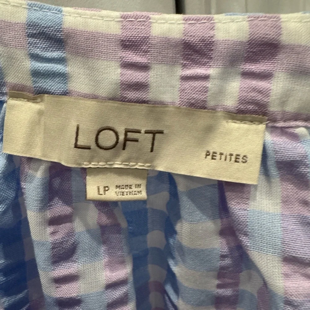 LOFT chic blouse